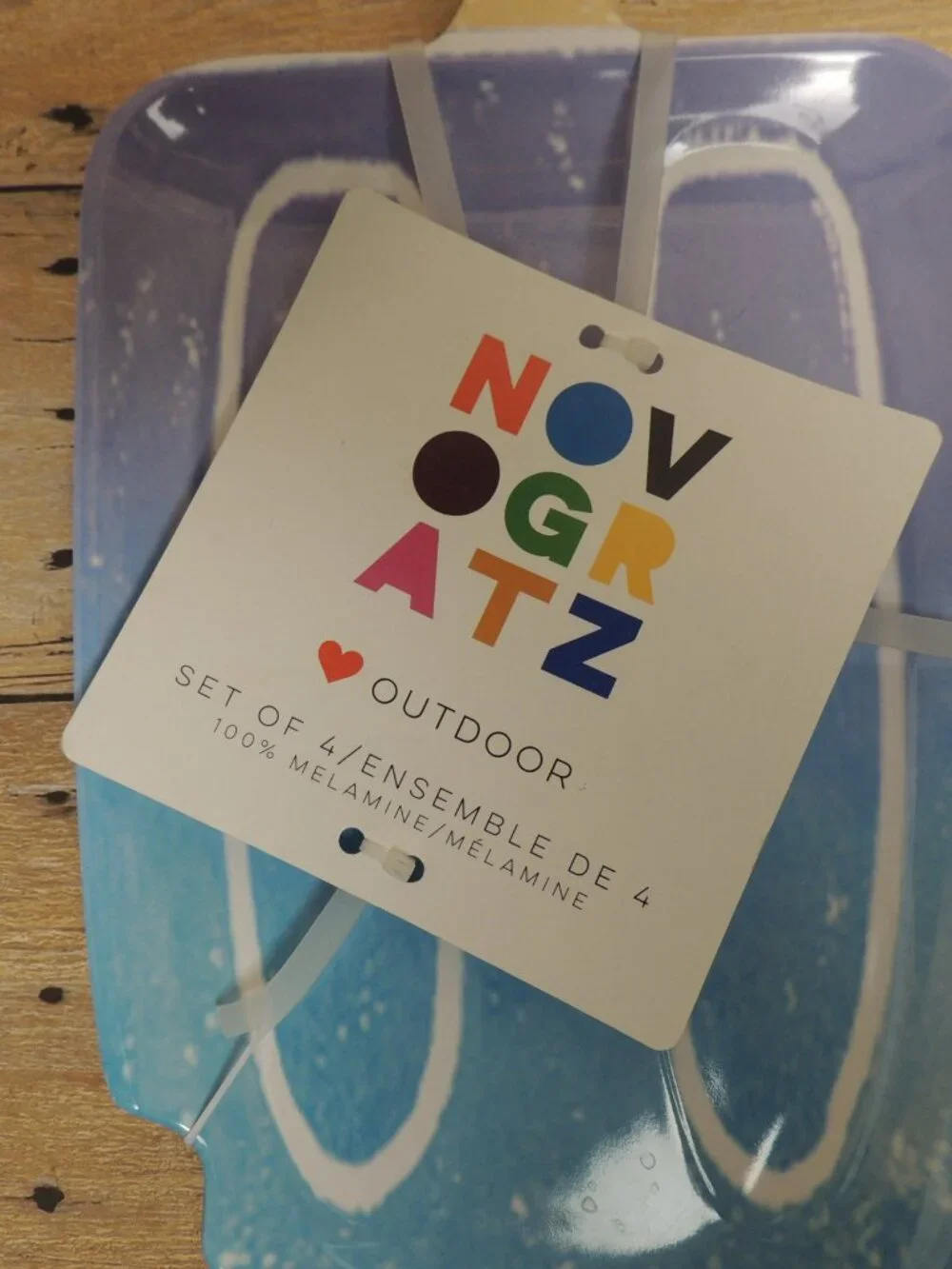 Novogratz Melamine Popsicle Shaped Plates Set of 4 NEW